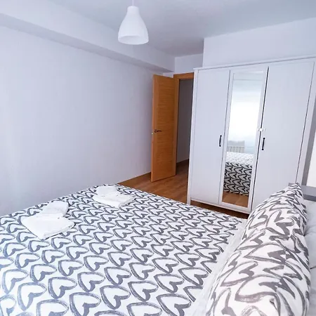 La Casina De Leo Y Mia - Centro De 6p - Wifi - Vut-3398-as *