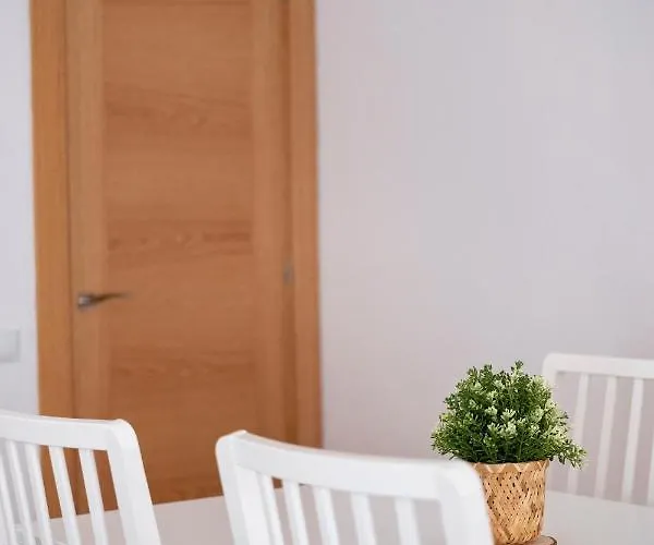 La Casina De Leo Y Mia - Centro De 6p - Wifi - Vut-3398-as *